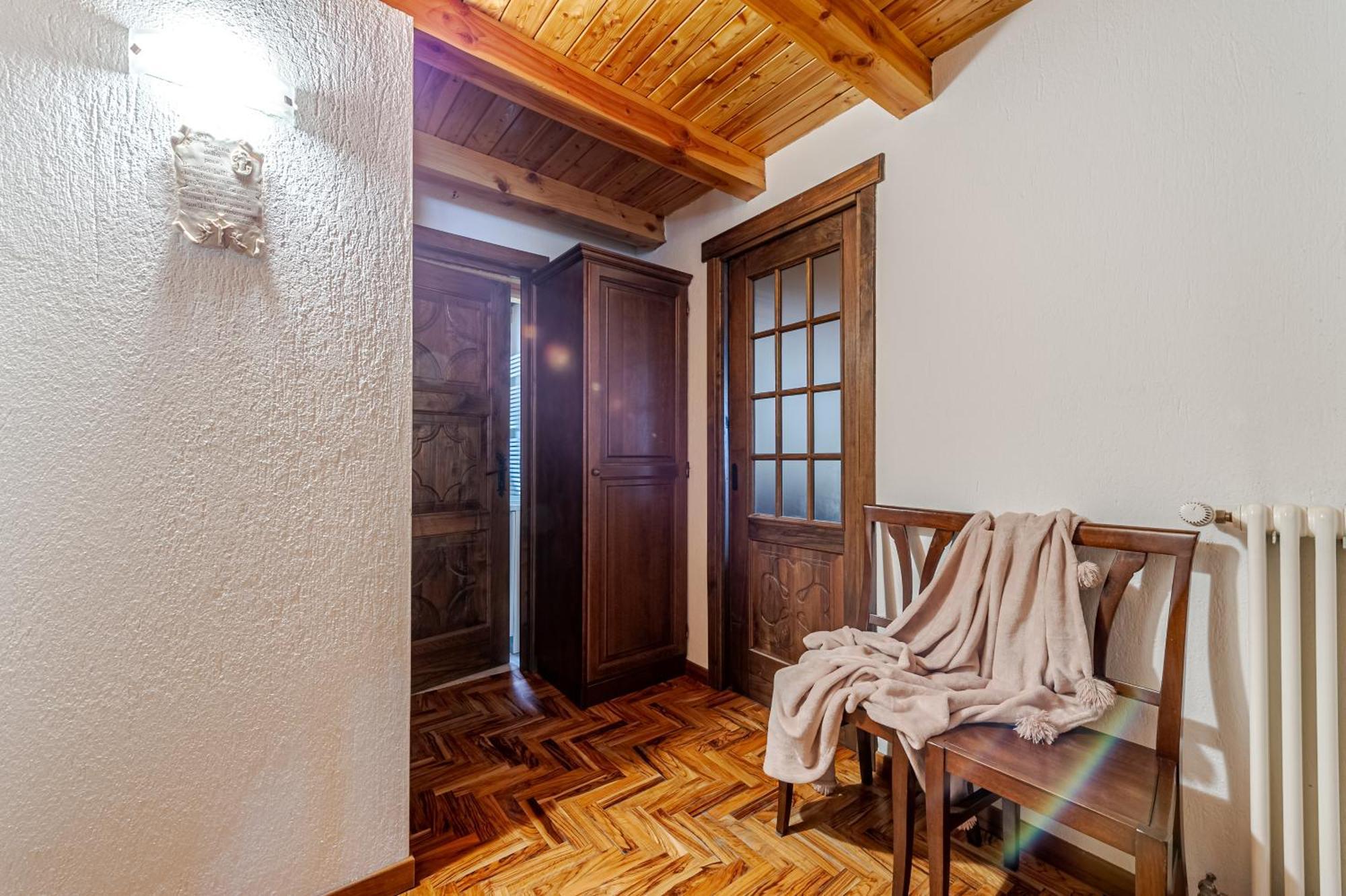 Casa Beatrice - Cour 0231 - Wifi, Parcheggio E Vista Montagna Apartment Courmayeur